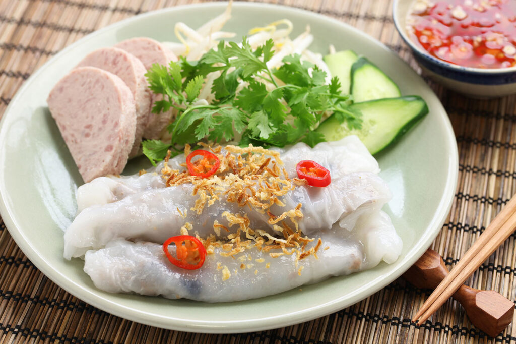 Banh Cuon Recipe: Hanoi Steamed Rice Rolls Two Ways (2026)